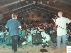 b2000_mitch_jona_public_scene_mini.jpg (7511 octets)