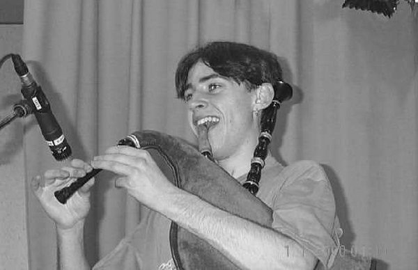 etienne_bourbriac_27nb.jpg (32585 octets)